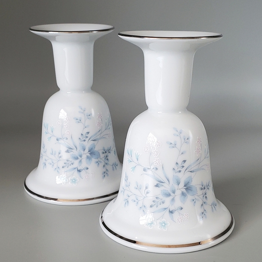 Noritake White /Silver Candle Holders Set Of 2 Floral Accents Pattern Carolyn